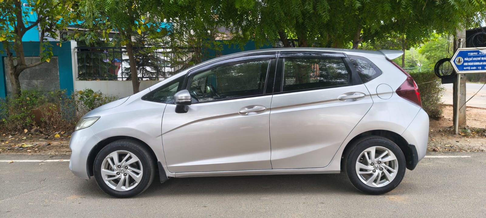 
								HONDA JAZZ full									